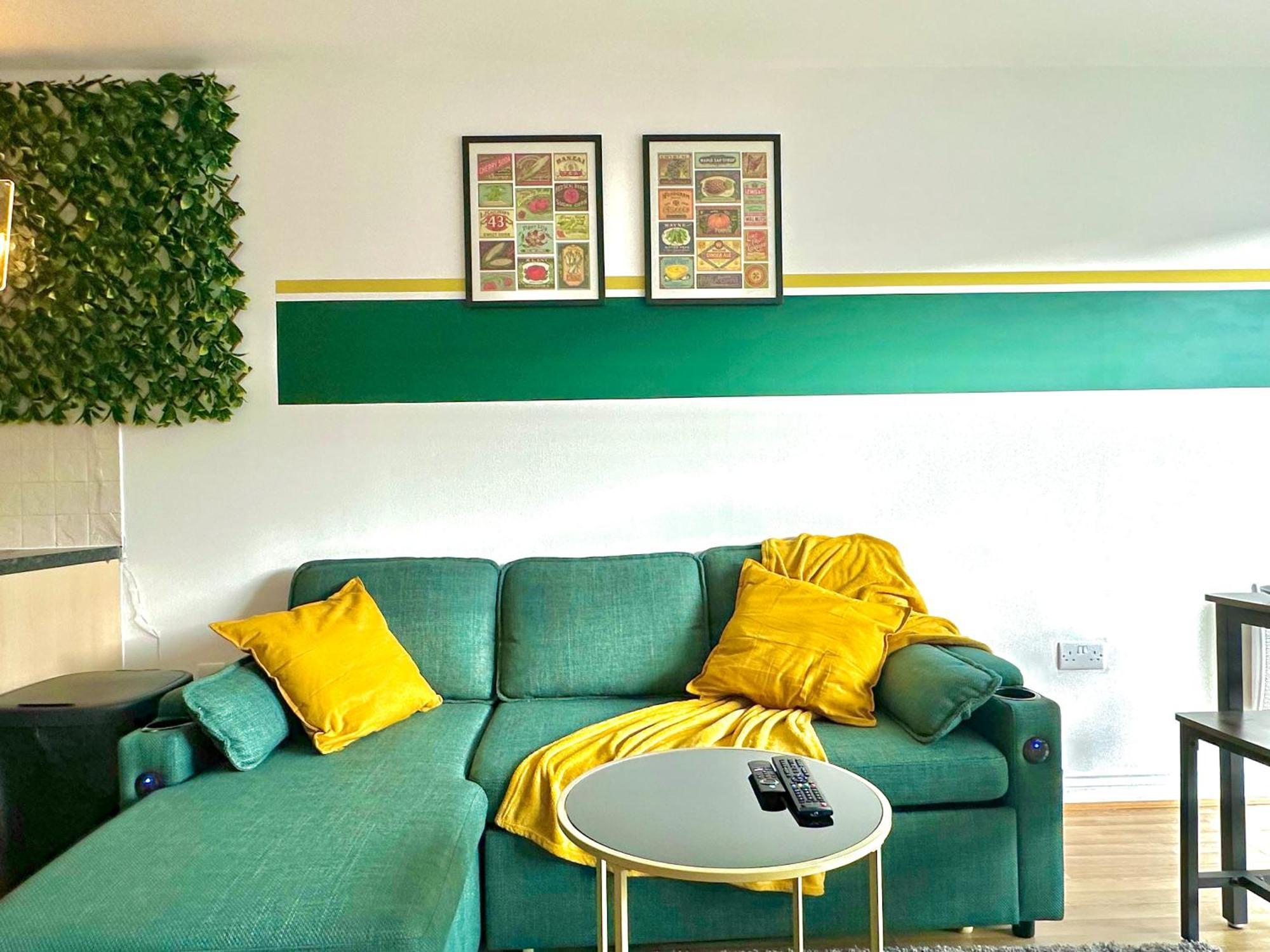 Watford Serviced Apartment, Free Parking, City Centre Exterior foto